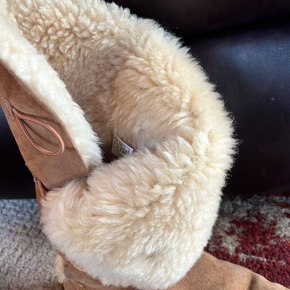 Authentic Ugg Boot Size 8 - image 5